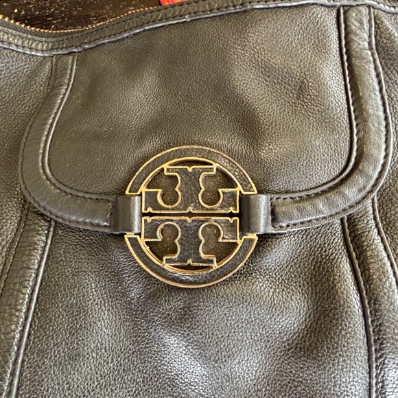 Tory Burch “Amanda” Black Leather Hobo Bag - Picture 2 of 9